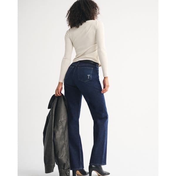 ABERCROMBIE & FITCH | Curve Love High Rise 90s Relaxed Martini Embroidered Jean