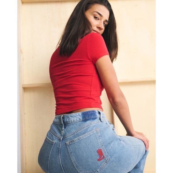 ABERCROMBIE & FITCH | Curve Love High Rise 90s Relaxed Cowboy Embroidered Jean