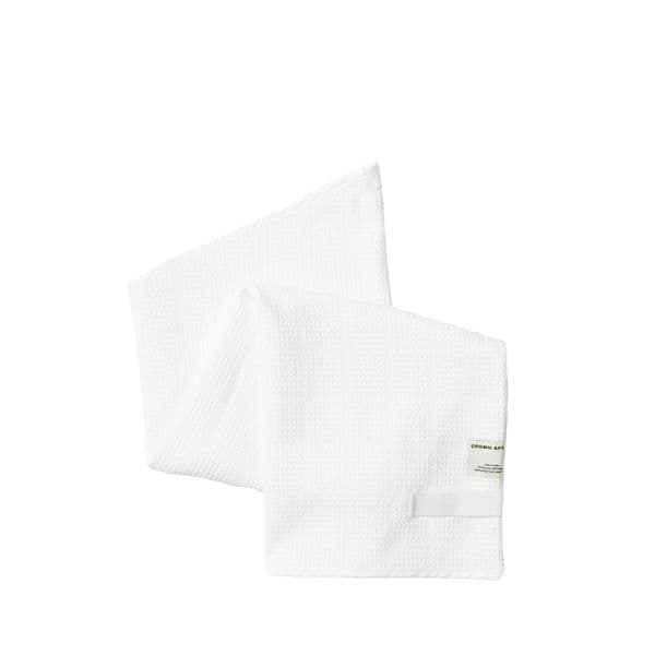 CROWN AFFAIR | The Waffle-Knit Towel